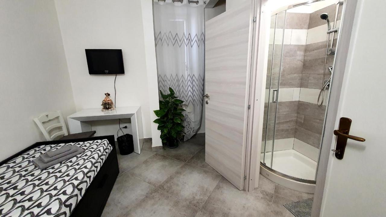 Rooms Cris Пиза Екстериор снимка